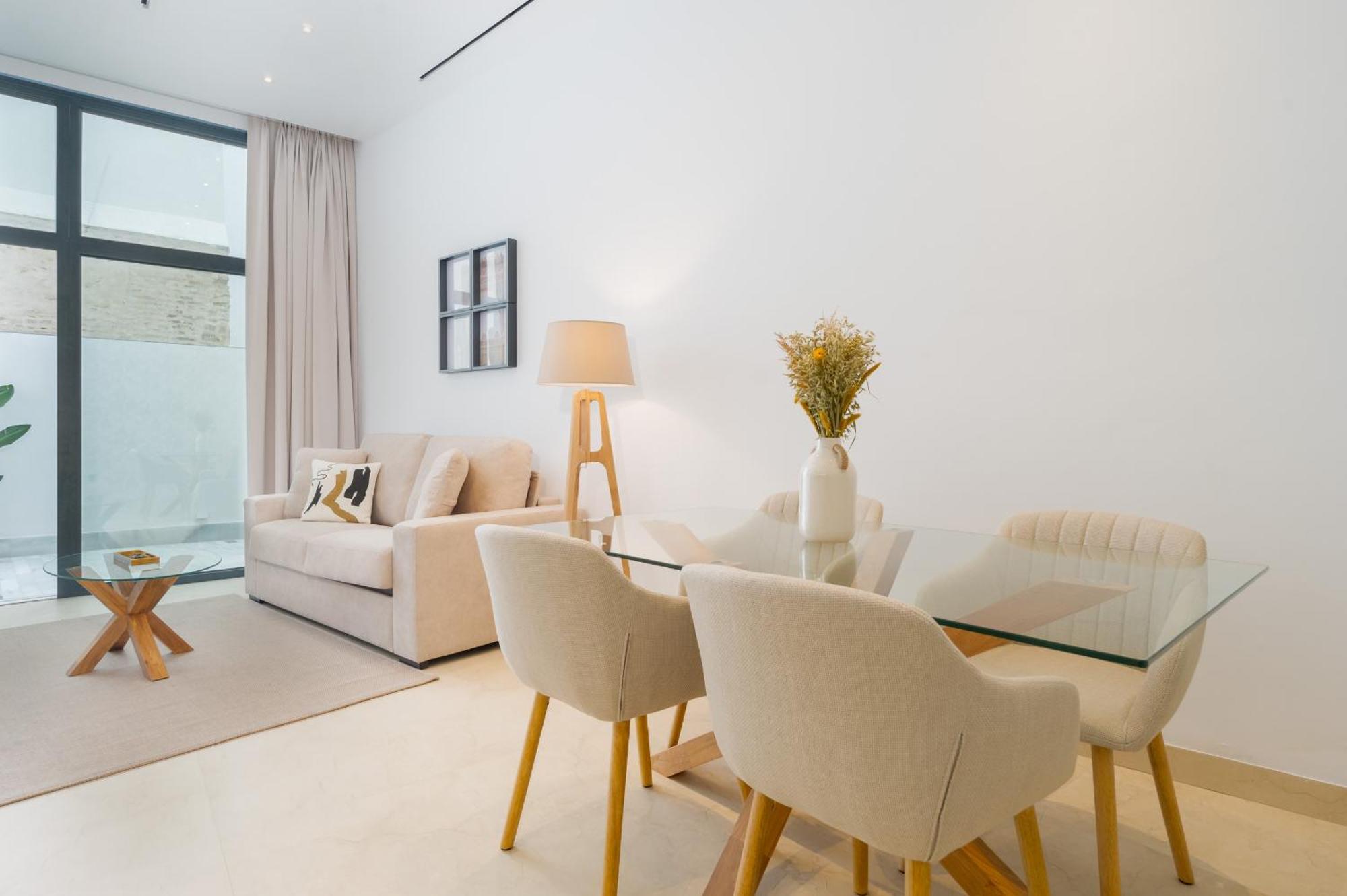 New Design Apartment - Private Patio - Gallos 2 Севилья Экстерьер фото